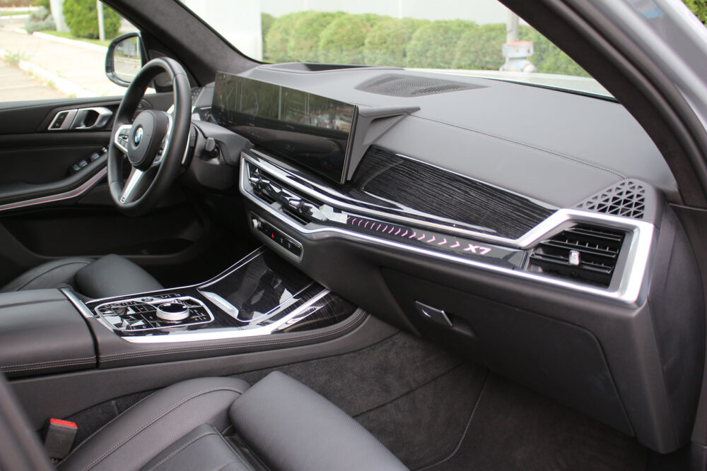 Auto magazin Srbija Test BMW X7 40d