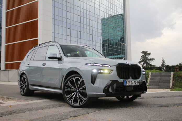 Auto magazin Srbija Test BMW X7 40d