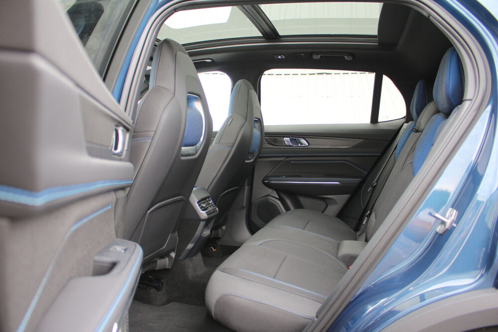 Auto magazin Srbija Test Lynk&Co 01 1,5TD
