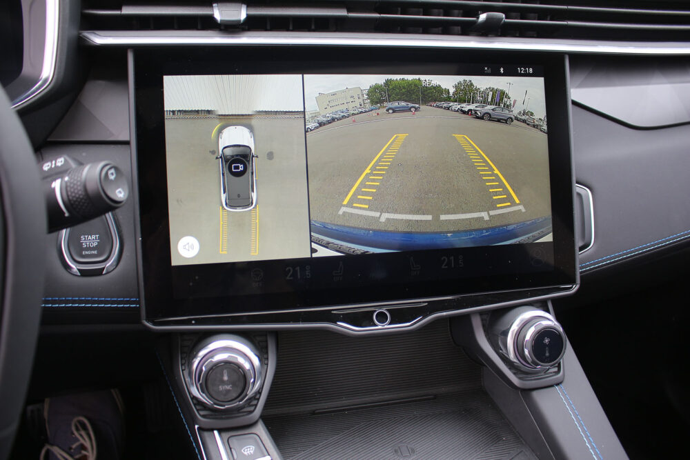Auto magazin Srbija Test Lynk&Co 01 1,5TD