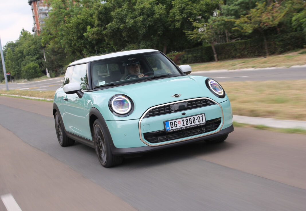 IMG_8645 Auto magazin Srbija Test Mini Cooper C