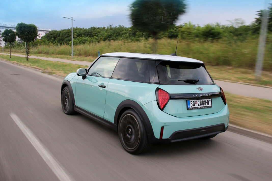 IMG_8707 Auto magazin Srbija Test Mini Cooper C