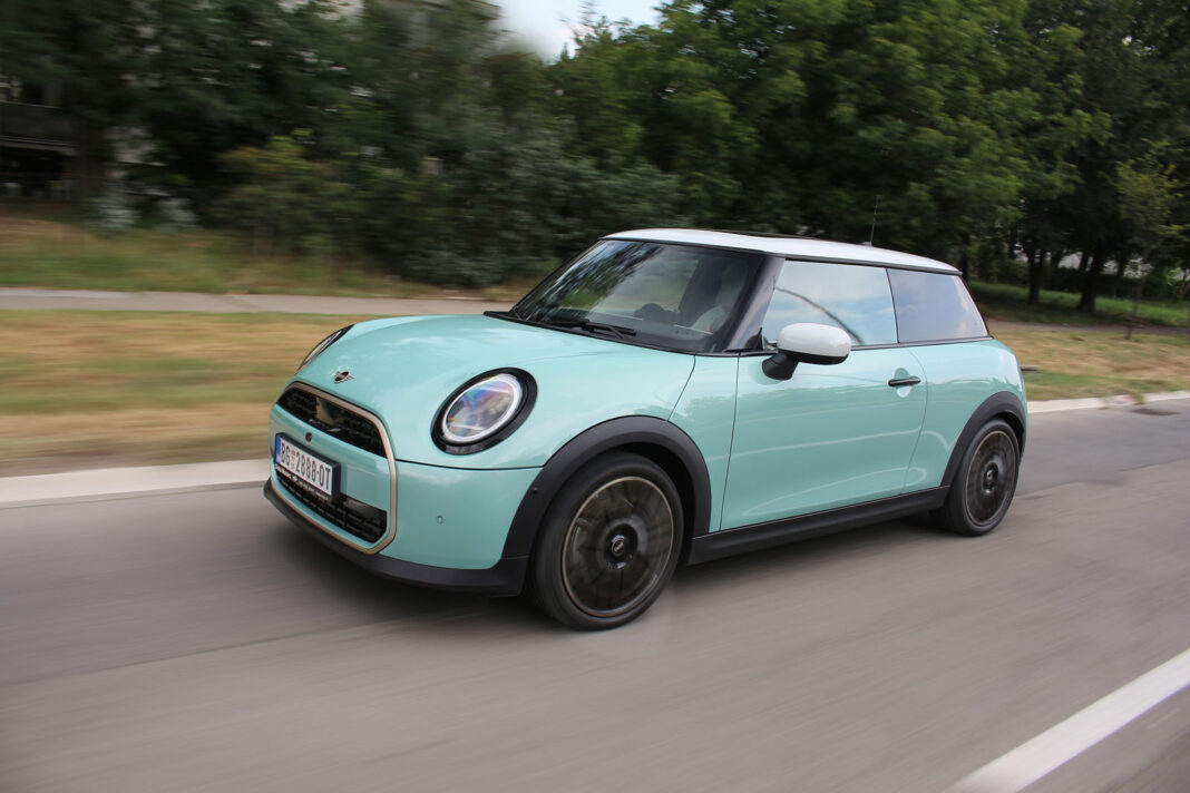 IMG_8966 Auto magazin Srbija Test Mini Cooper C