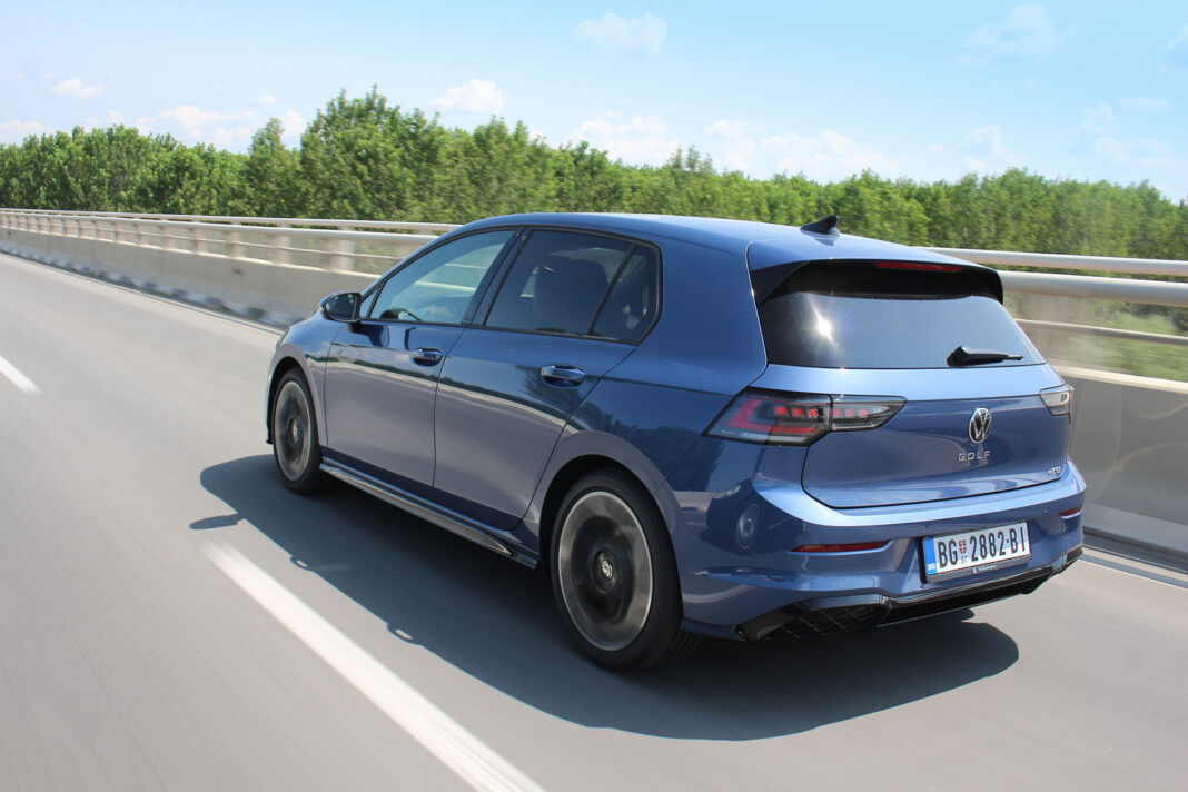 IMG_9155 Auto magazin Srbija TEST Volkswagen Golf 1,5 eTSI R-Line DSG