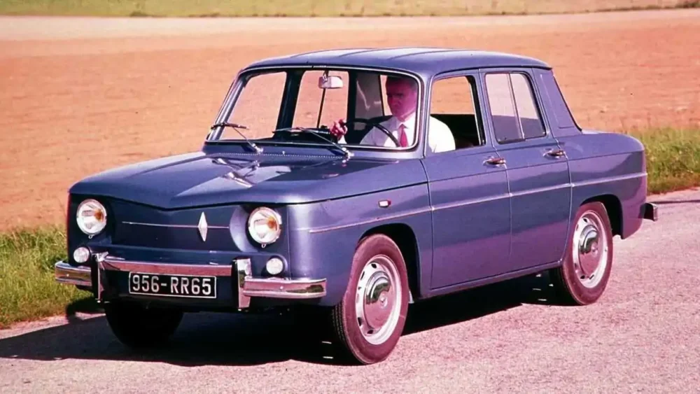 Renault 8