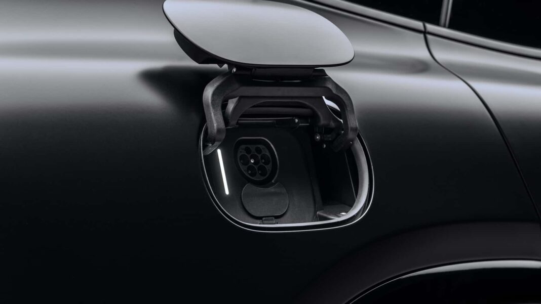 2028-mercedes-amg-gt-suv-25 Mercedes-AMG GT SUV