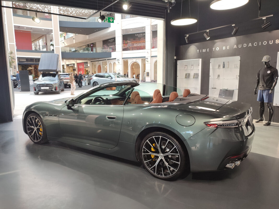 IMG_20261021_140115 Maserati GranCabrio