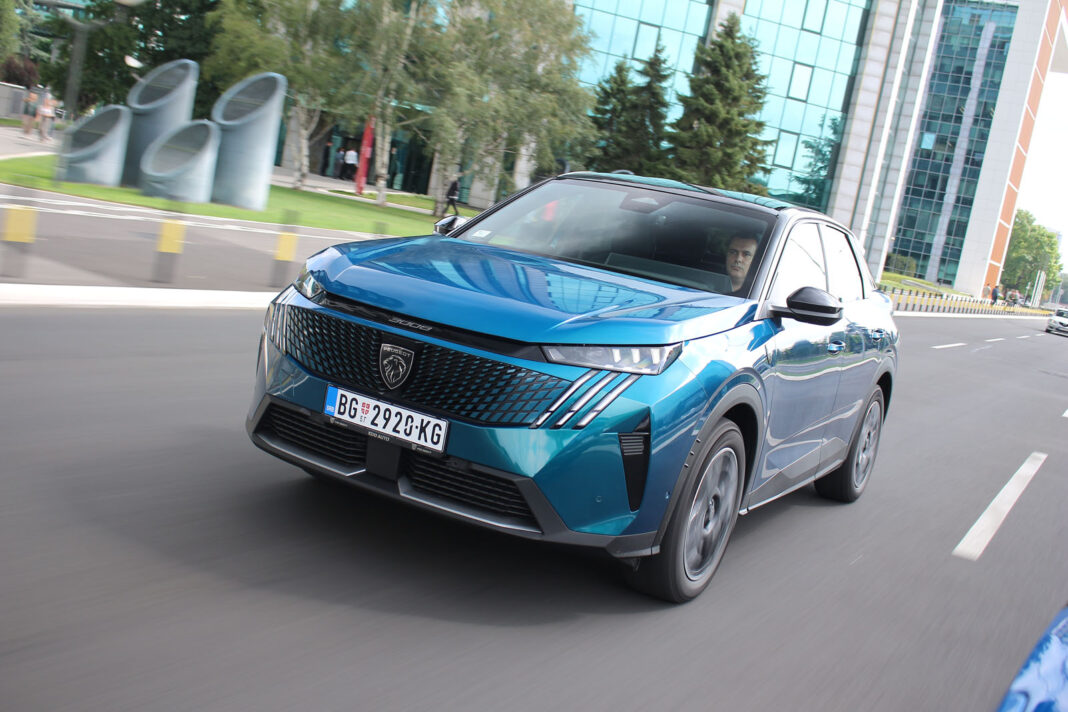 IMG_4083 Auto magazin Srbija Test Peugeot 3008 HY GT 136 hybrid