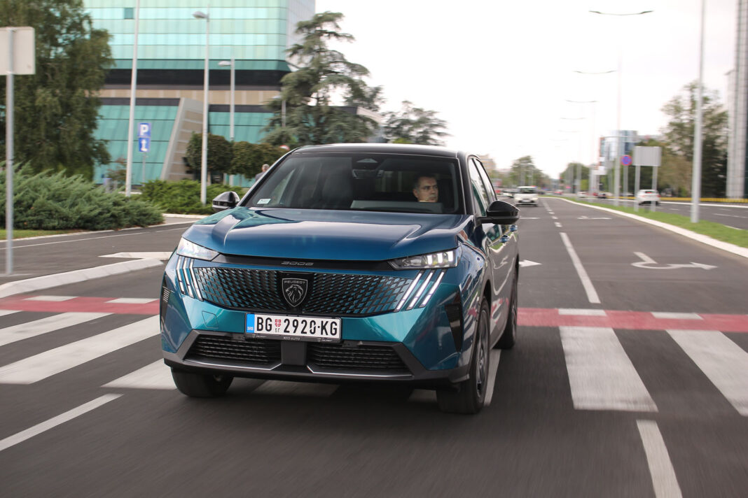 IMG_4320 Auto magazin Srbija Test Peugeot 3008 HY GT 136 hybrid