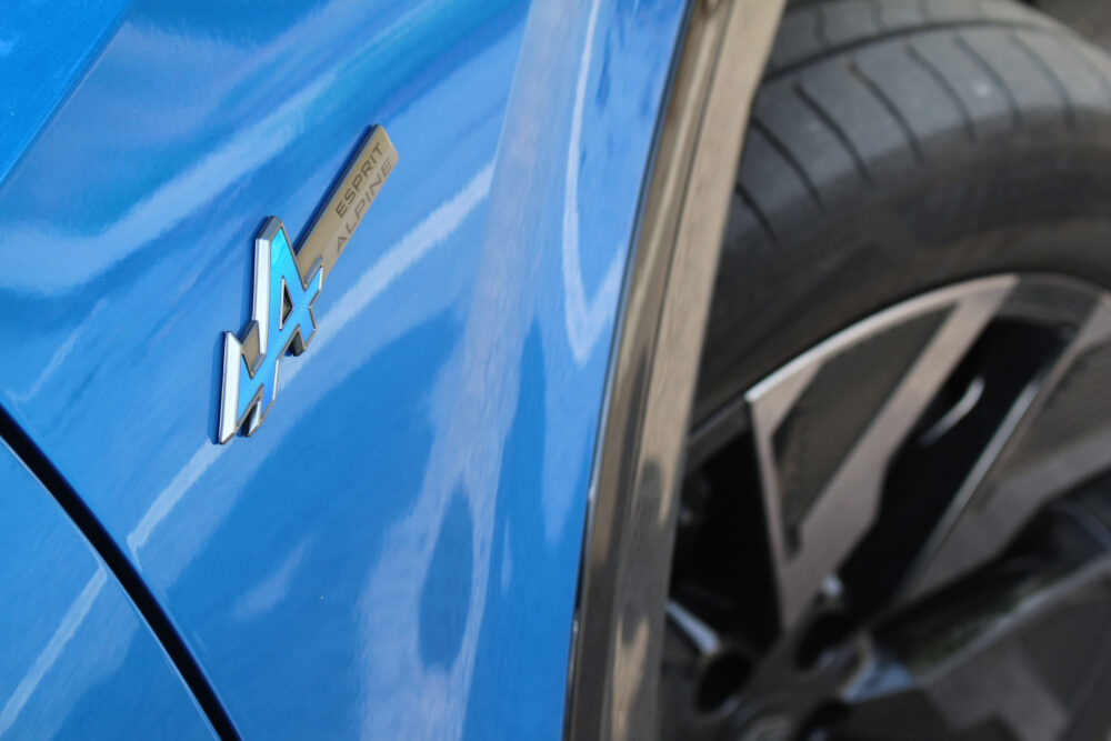 Auto magazin Srbija TEST Renault Rafale Esprit Alpine E-Tech 200