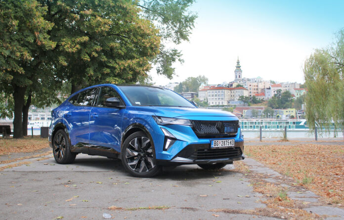 Auto magazin Srbija TEST Renault Rafale Esprit Alpine E-Tech 200