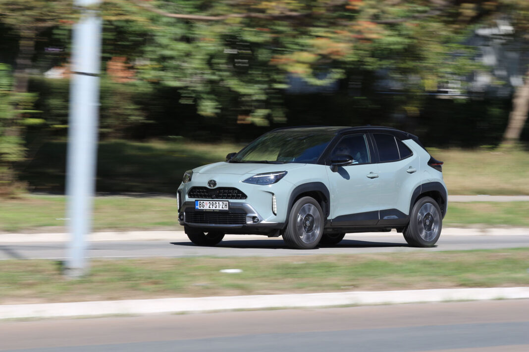 IMG_4849 Auto magazin Srbija Test Toyota Yaris Cross 1,5 HEV 130